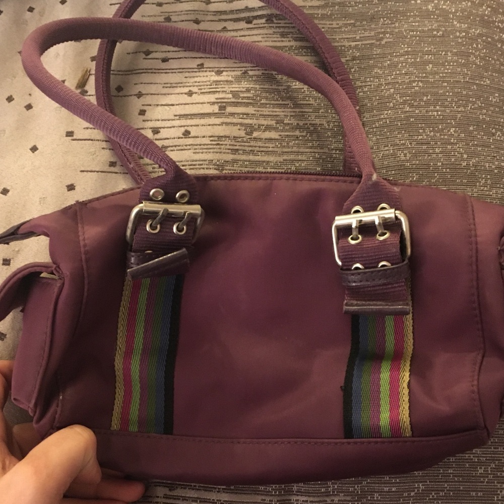Very pretty Plumb small purse